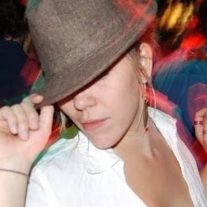 Meet your Posher, Monica